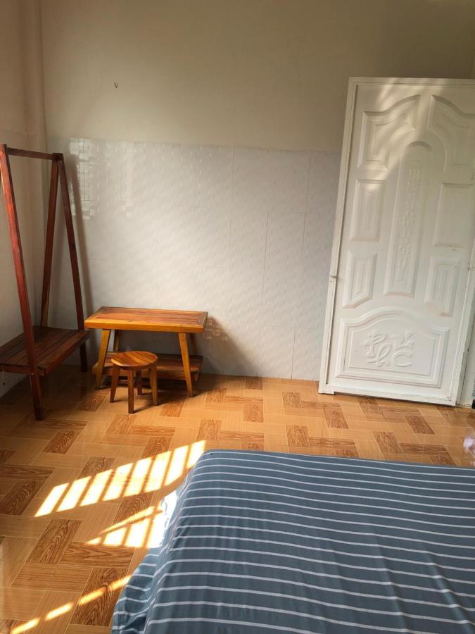Huong Tram Homestay Ho Da Luaran gambar