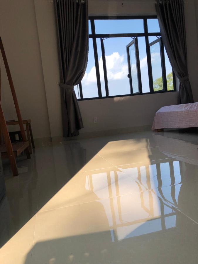 Huong Tram Homestay Ho Da Luaran gambar