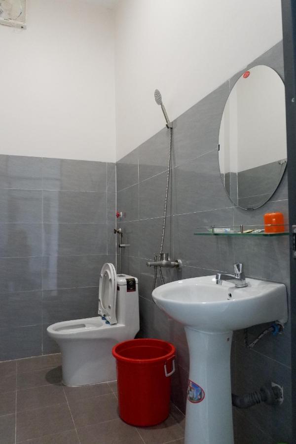 Huong Tram Homestay Ho Da Luaran gambar