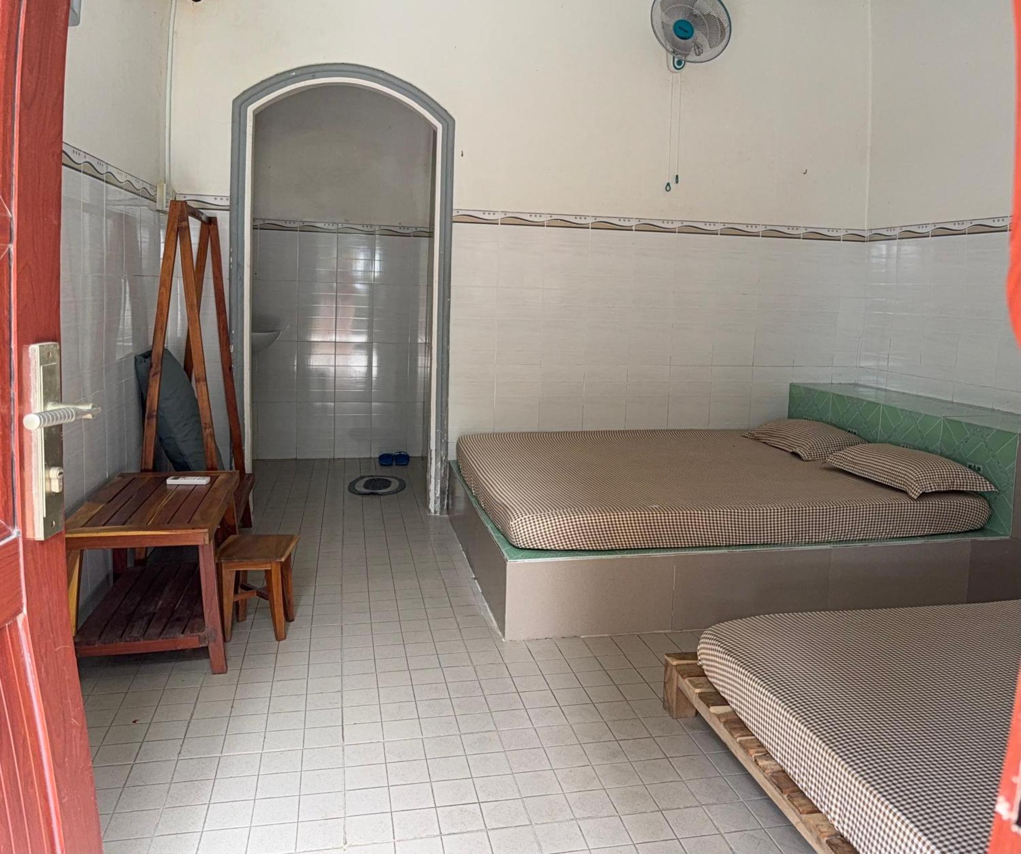 Huong Tram Homestay Ho Da Luaran gambar