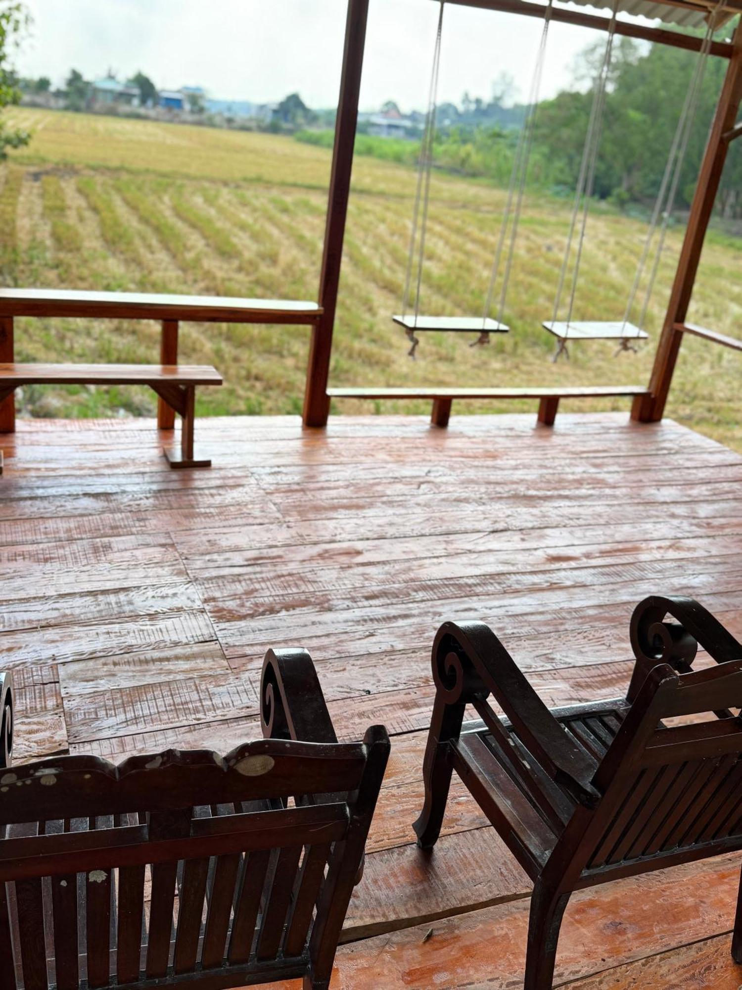 Huong Tram Homestay Ho Da Luaran gambar
