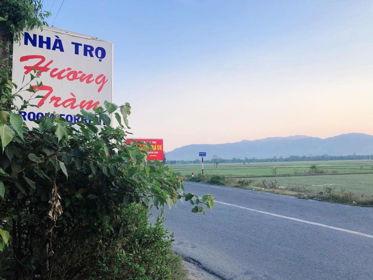 Huong Tram Homestay Ho Da Luaran gambar